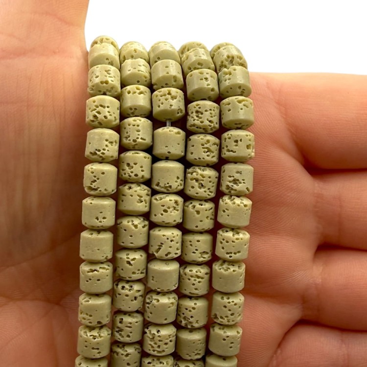 Lawa Pistacjowa / walec / ok. 6x6mm