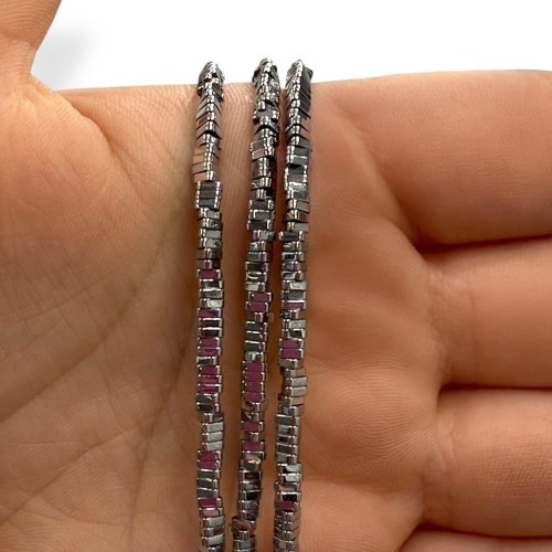 Hematyt Trójkąt / kolor srebrny / 3x1mm