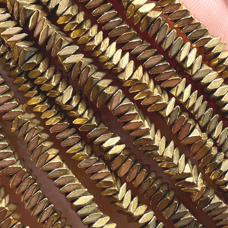 Hematyt Poduszka / kolor ciepłe złoto / ok. 3x1mm