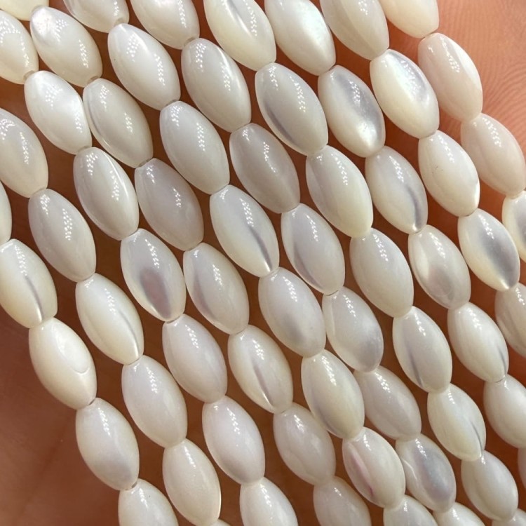 Masa Perłowa / perłowy / ryż gładki / ok. 4x7mm