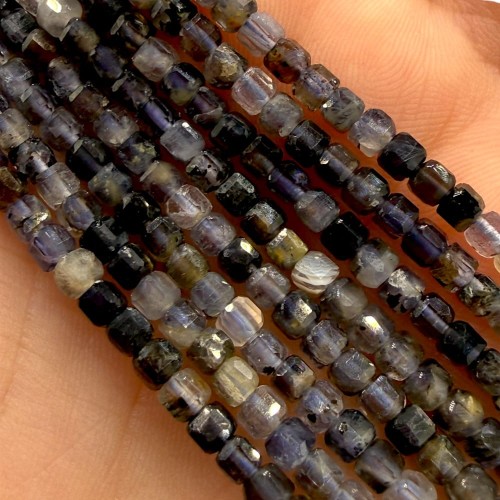 Iolit - Kordieryt / kostka fasetowana / ok. 3x3mm