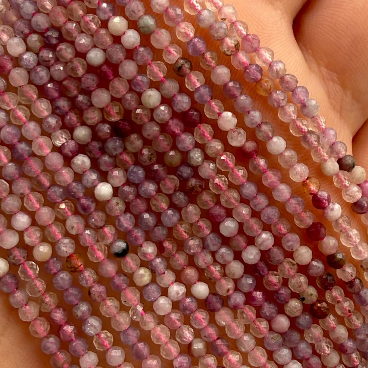 Turmalin Śliwkowy / kulka fasetowana / ok. 2mm