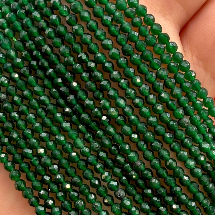 Jadeit Zielony Butelkowy / kulka fasetowana / ok. 2mm