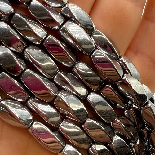 Hematyt Prostopadłościan skręcony / kolor srebrny / ok. 6x12mm