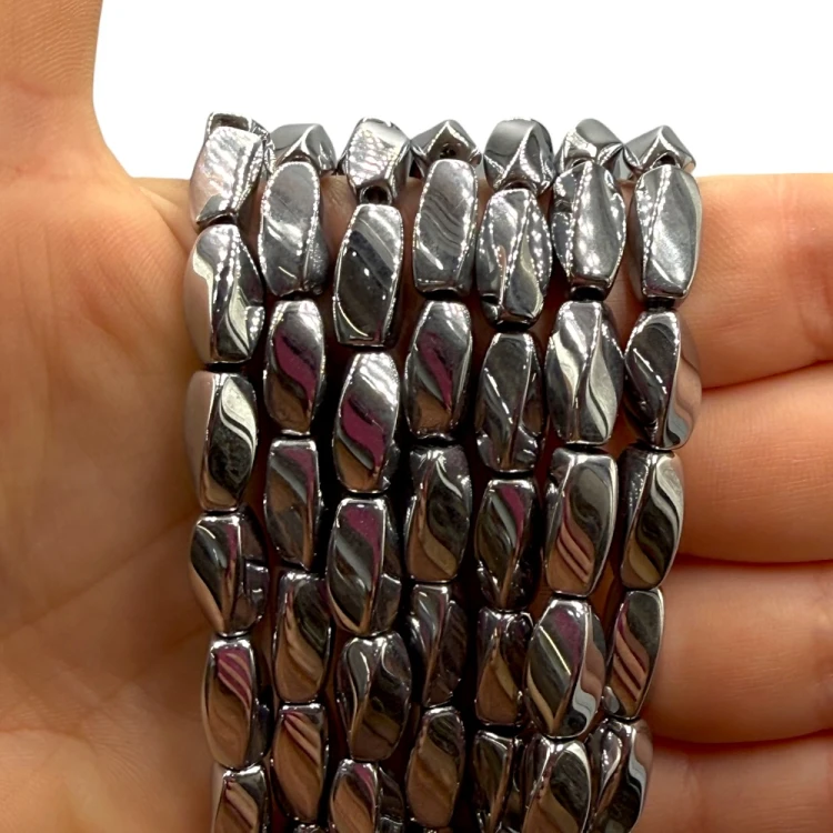 Hematyt Prostopadłościan skręcony / kolor srebrny / ok. 6x12mm