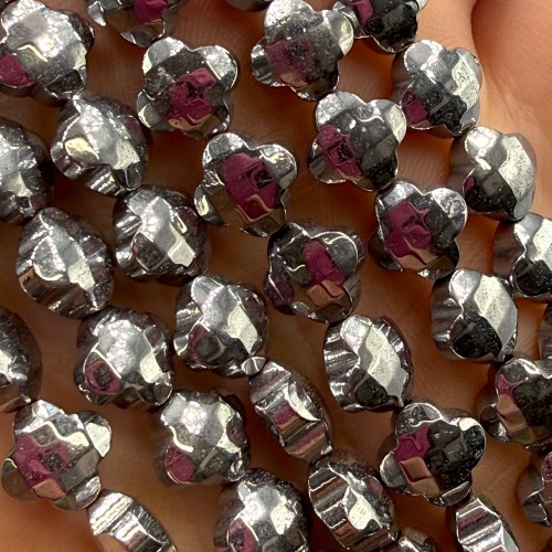 Hematyt Koniczynka Fasetowana / kolor srebrny / ok. 8x4mm