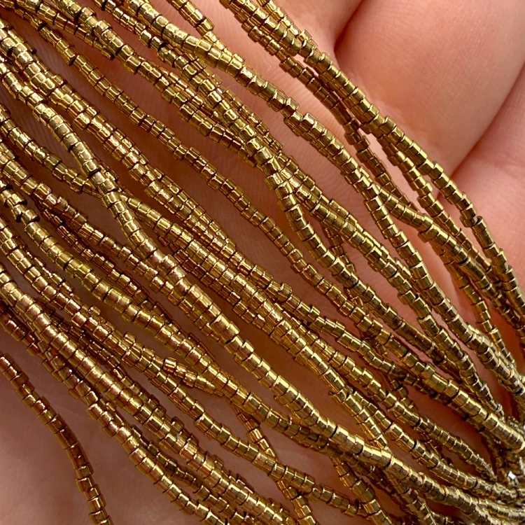 Hematyt Heishi / kolor ciepłe złoto / ok. 1x1mm