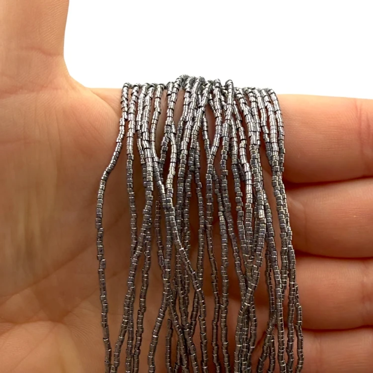 Hematyt Heishi / kolor srebrny / ok. 1x1mm