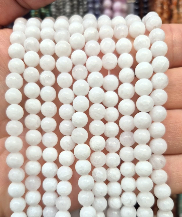 Jadeit Biały / kulka gładka / ok. 6mm