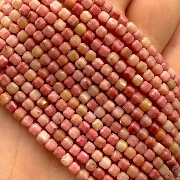 Rodonit / kostka fasetowana / ok. 3x3mm