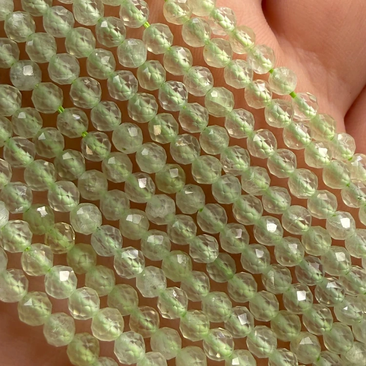 Prehnit / kulka fasetowana / ok. 3mm