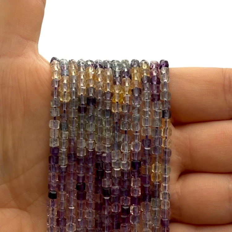 Fluoryt / kostka fasetowana / ok. 3x3mm