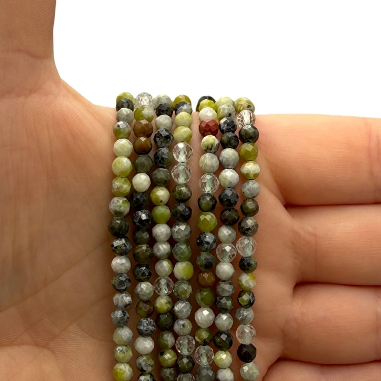 Chalcedon Mix / kulka fasetowana / ok. 4mm