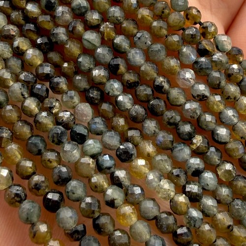 Labradoryt Zielony / kulka fasetowana / ok. 3mm