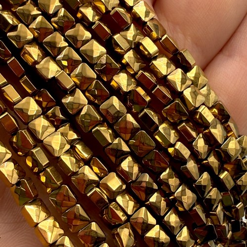 Hematyt Kwadrat Płaski / kolor ciepłe złoto / ok. 4x4x2,8mm