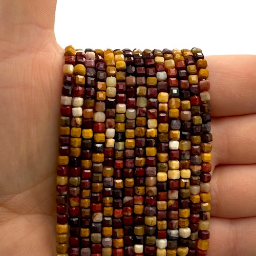 Mokait / kostka fasetowana / ok. 3x3mm