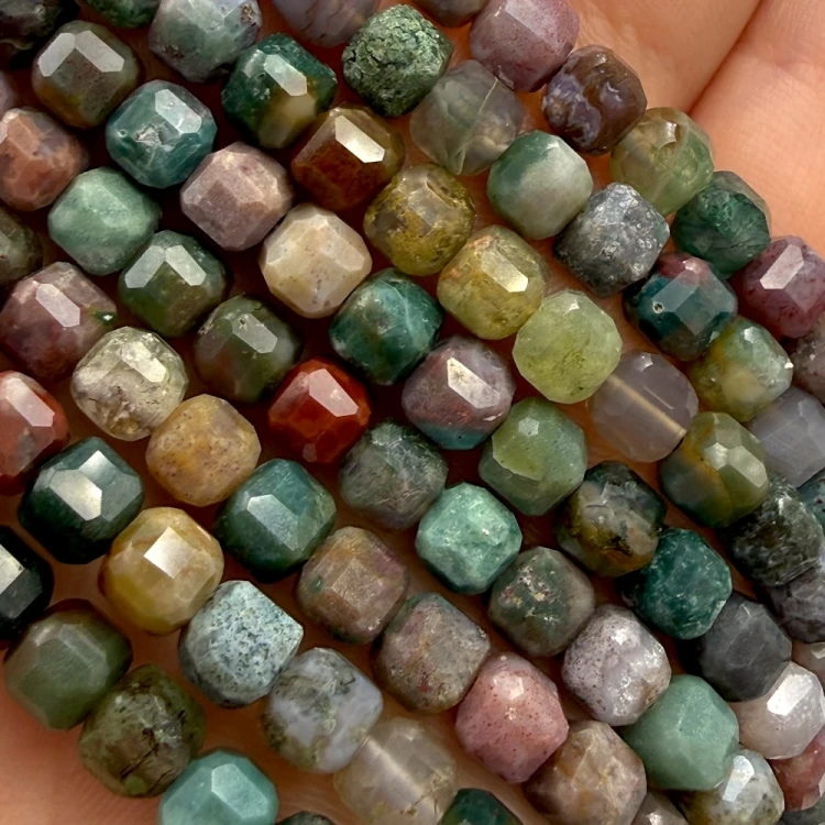 Agat Indyjski / kostka fasetowana / ok. 5x5mm