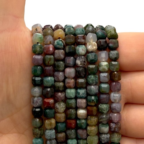 Agat Indyjski / kostka fasetowana / ok. 5x5mm