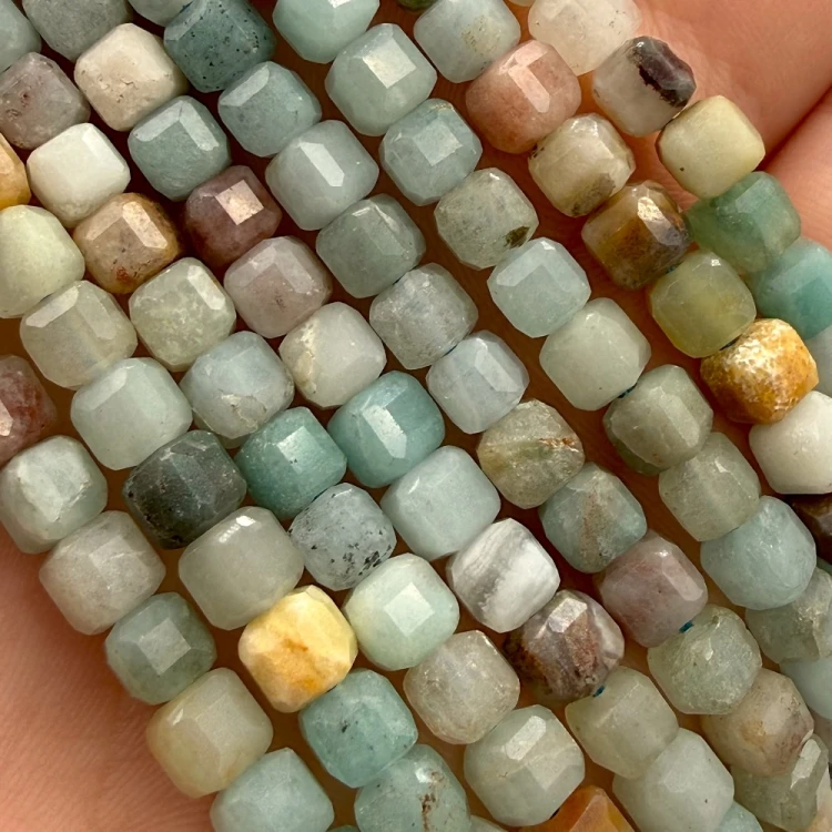 Mix Kamieni / kulka fasetowana / ok. 4mm