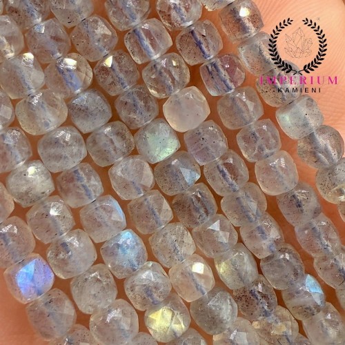 Labradoryt / kostka fasetowana / ok. 4x4mm