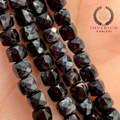 Turmalin Czarny / kostka fasetowana / ok. 4x4mm