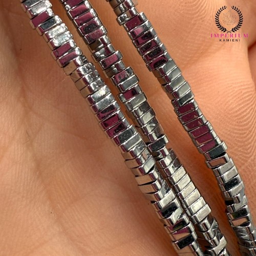 Hematyt Trójkąt / kolor srebrny / 3x1mm