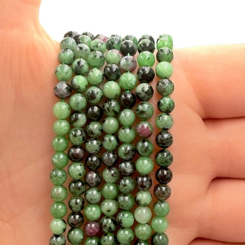 Zoisyt z Rubinem (Anyolit) / kulka gładka / ok. 4mm