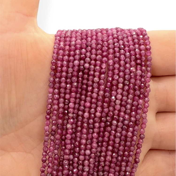 Rubin Ciemny / kulka fasetowana / ok. 2mm