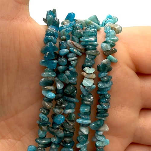 Apatyt Niebieski / sieczka - 80 cm gładka / ok. 3x5mm