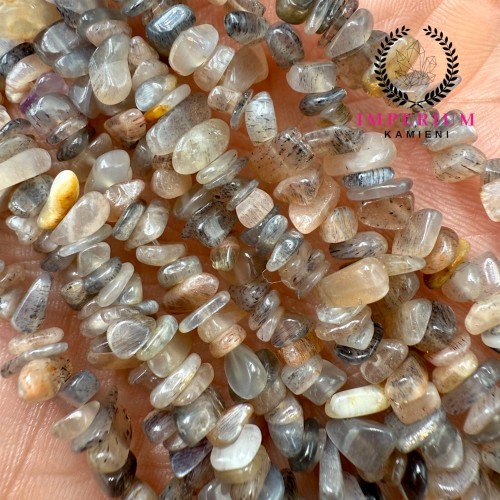 Kamień Słoneczny i Księżycowy (mix) / sieczka - 80 cm gładka / ok. 3x5mm