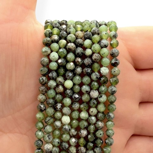 Jadeit Kanadyjski / kulka fasetowana / ok. 4mm