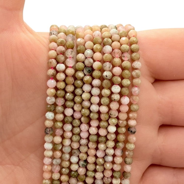 Opal Pistacjowy / kulka fasetowana / ok. 3mm