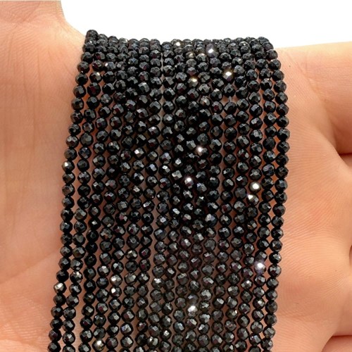 Turmalin Czarny / kulka fasetowana / ok. 2mm