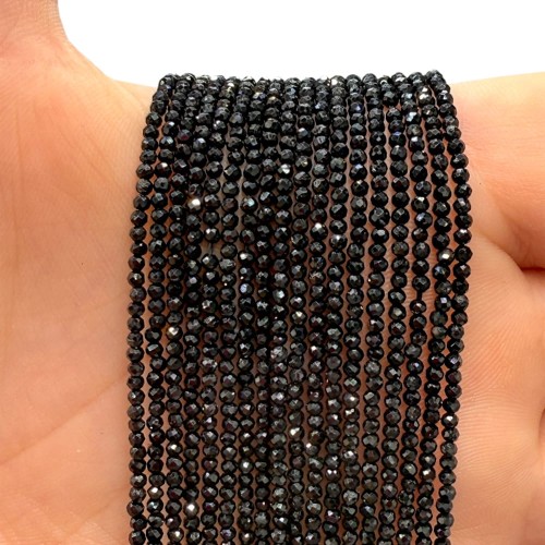 Turmalin Czarny / kulka fasetowana / ok. 1.8mm