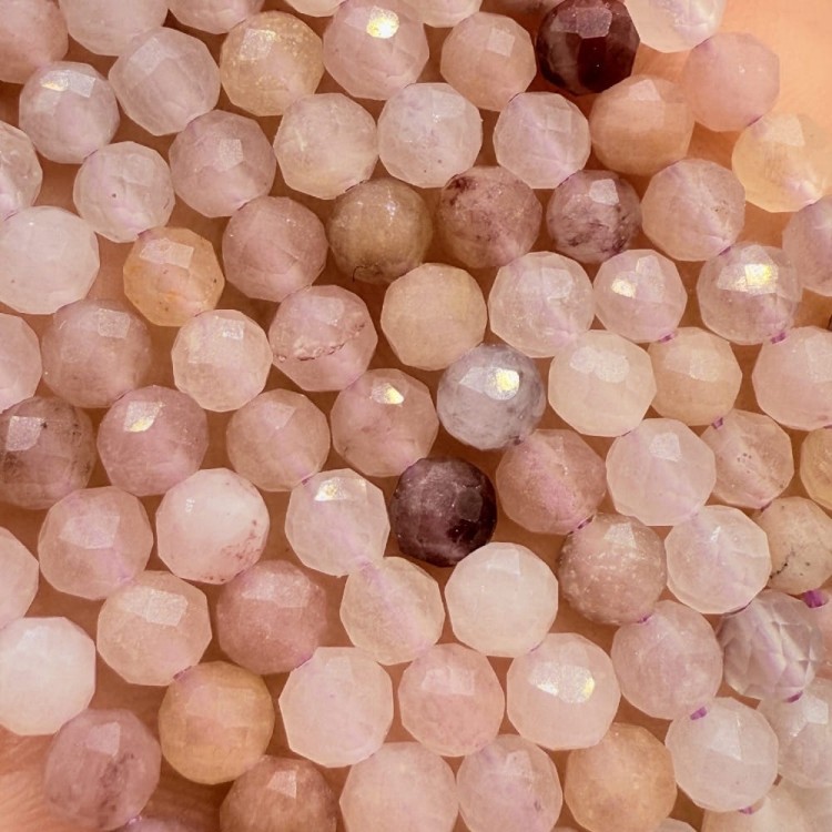 Kwarc Lilac / kulka fasetowana / ok. 4mm