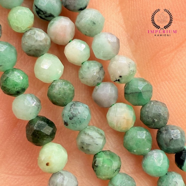 Szmaragd / kulka fasetowana / ok. 4mm