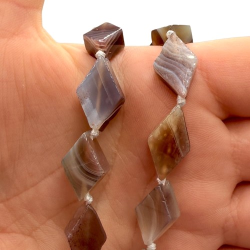 Agat Botswana / romb / ok. 10x16mm