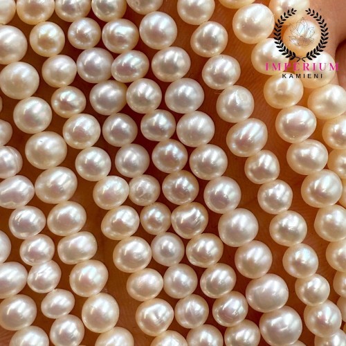 Perła Hodowlana Słodkowodna / perłowy / kulka nieregularna / ok. 4mm