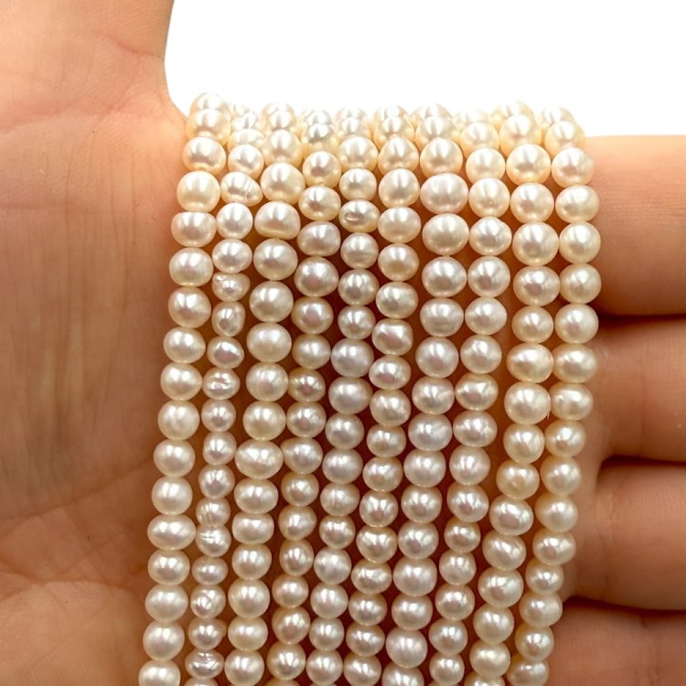 Perła Hodowlana Słodkowodna / perłowy / kulka nieregularna / ok. 4mm