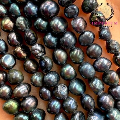 Perła Hodowlana Słodkowodna / granatowy / kulka nieregularna spłaszczona / ok. 5x6mm