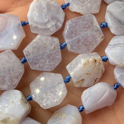 Chalcedon / hexagon / ok. 14x14mm