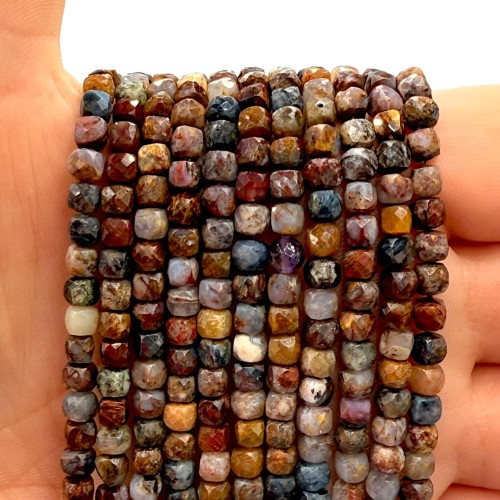 Pietersyt / kostka fasetowana / ok. 4x4mm