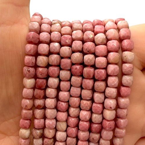 Rodonit / kostka fasetowana / ok. 4x4mm