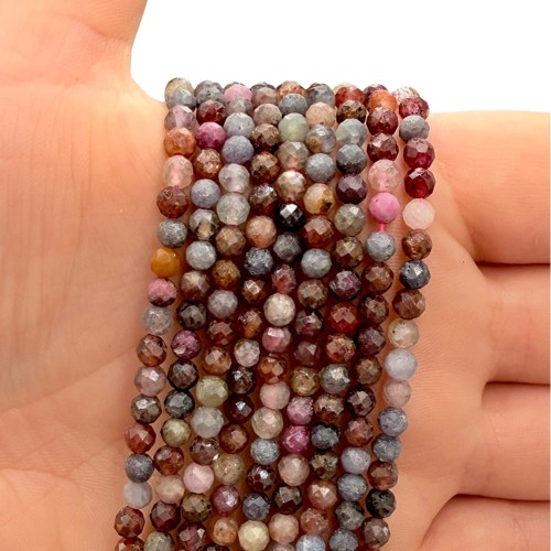 Rubin + Kyanit / kulka fasetowana / ok. 4mm