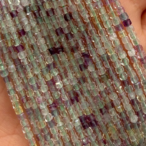 Fluoryt / kostka fasetowana / ok. 2x2mm