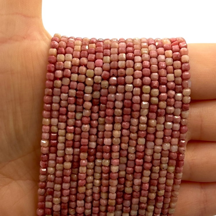 Rodonit / kostka fasetowana / ok. 2x2mm